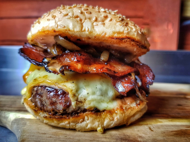 bacon cheeseburger